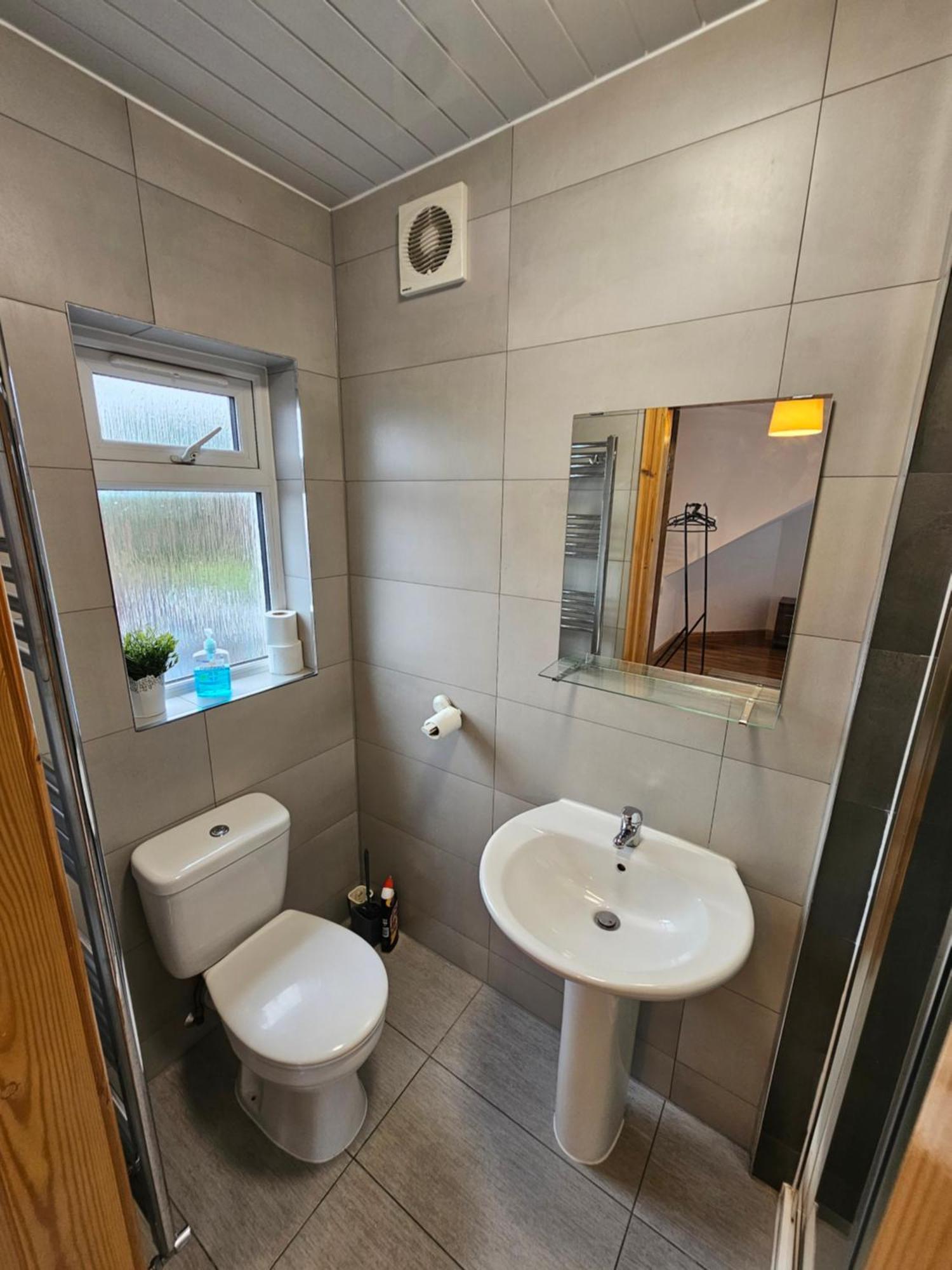 Homebird Property - Conway House ليدز المظهر الخارجي الصورة